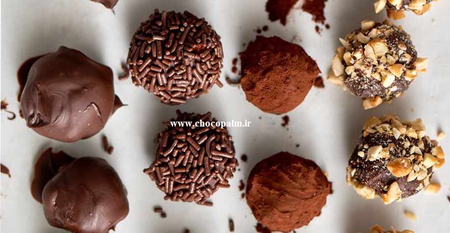 عرضه خرما شکلاتی قالبی با نرخ روز